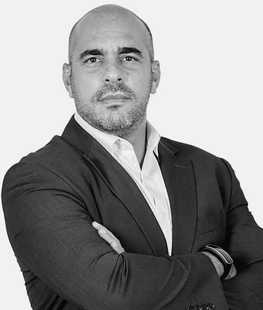 Retrato de Ricardo Robles, autor do livro